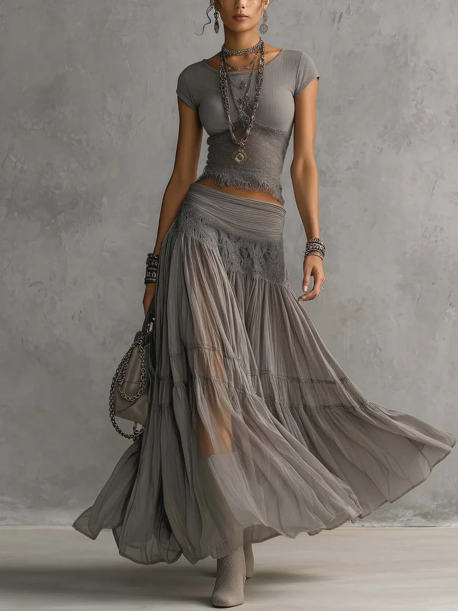 Adriana Conjunto de Top Gris de Encaje Transparente y Falda Maxi Plisada