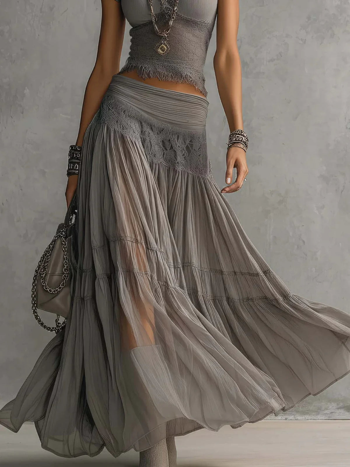 Adriana Conjunto de Top Gris de Encaje Transparente y Falda Maxi Plisada