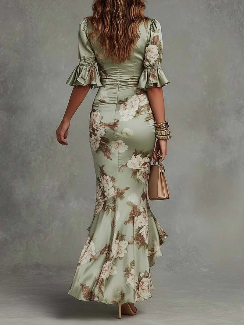 Valentina Vestido Maxi Asimétrico Verde con Estampado Floral, Escote en V y Mangas Acampanadas con Volantes