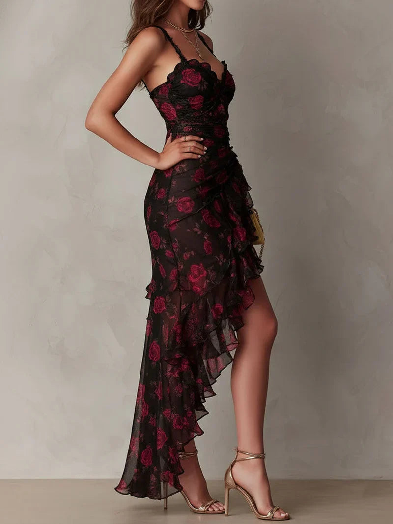 Lucía Vestido Chic Negro y Rojo con Estampado Floral y Volantes en el Bajo