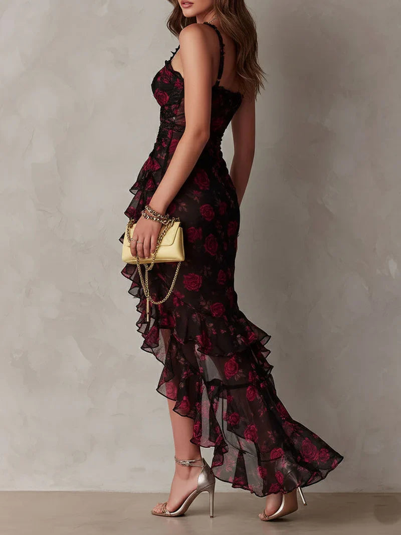 Lucía Vestido Chic Negro y Rojo con Estampado Floral y Volantes en el Bajo