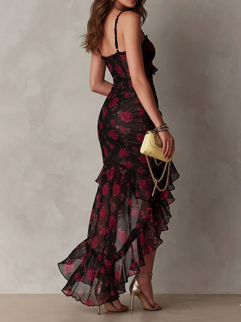 Lucía Vestido Chic Negro y Rojo con Estampado Floral y Volantes en el Bajo